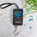 _vyrp13_1219borond-poggyasz-hal-merleg-kezi–4