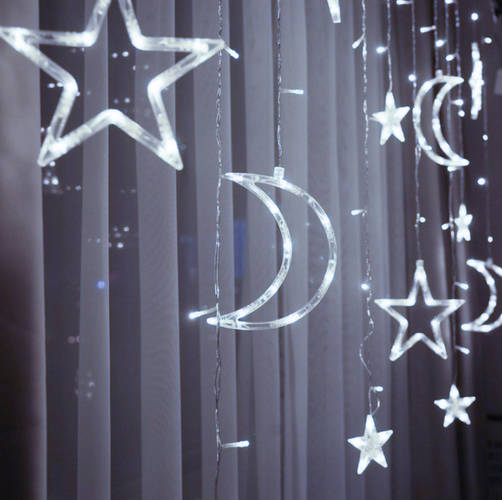 138 LED-es fényfüggöny csillagokkal és holdakkal, kül-, és beltérre egyaránt – 2,4 x 1 m, hideg fehér (BB-19756) (5)