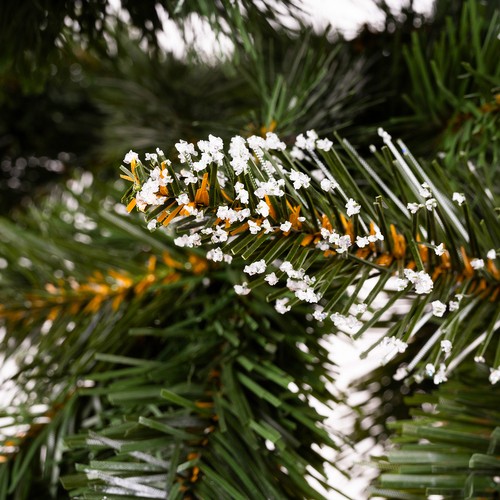 160 cm-es havas hatású prémium műfenyő – 3D hatású fából készült törzzsel és karácsonyfa talppal (BB-19962) (10)