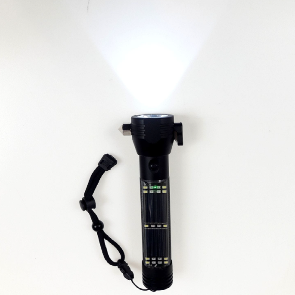 Multifunkciós_napelemes_zseblámpa_beépített_powerbankkal_és_telefontöltő_funkcióval_BBL4