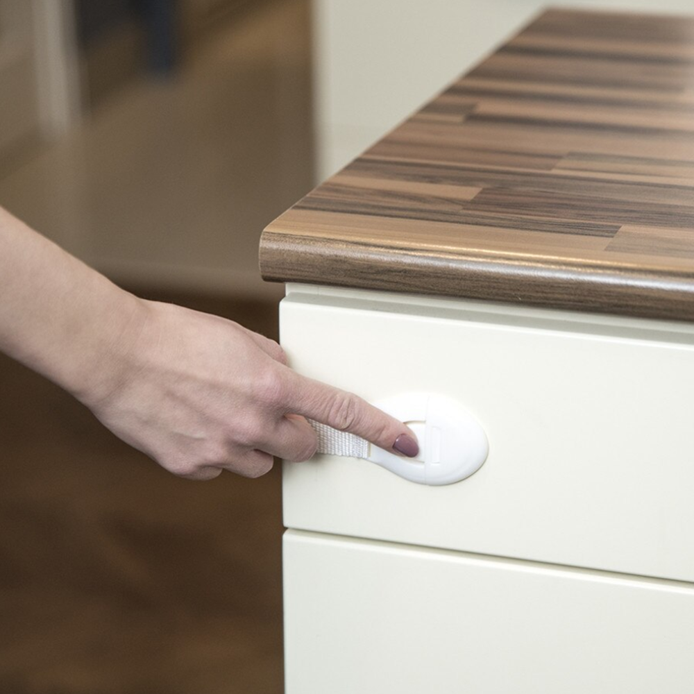 Univerzális biztonsági fiók- és szekrényzár – gyerekvédő zár rendszer bababiztonsághoz, egyszerű felszereléssel (BLLV)3